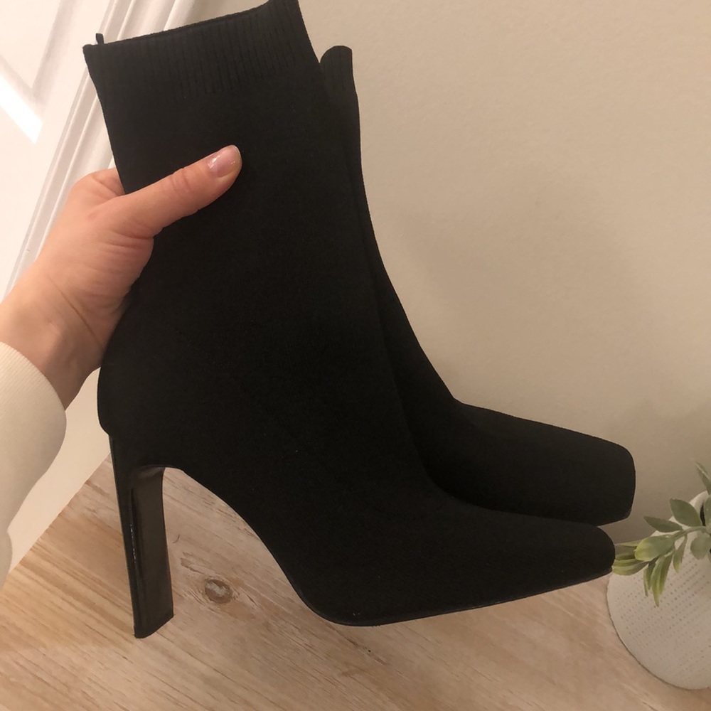 Zara black boots size 40